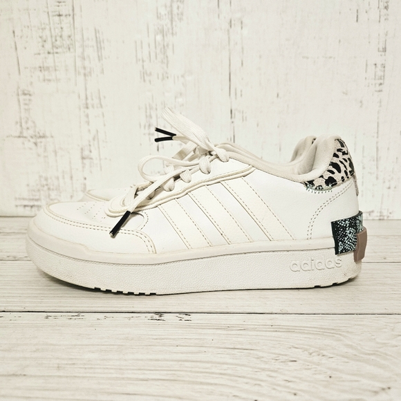 adidas Shoes - Adidas Postmove SE Low-Top White and Animal Print Sneakers GY6123 Women's Size 6
